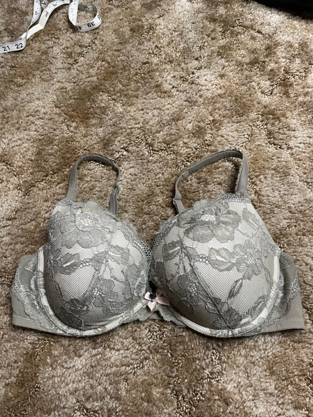 Victoria’s Secret Body By Victoria Push Up Bra Size 36D